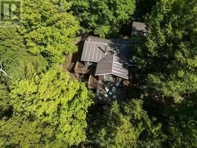 1083 Tober Lane, South Frontenac, ON, K0H 2L0 house for sale.
