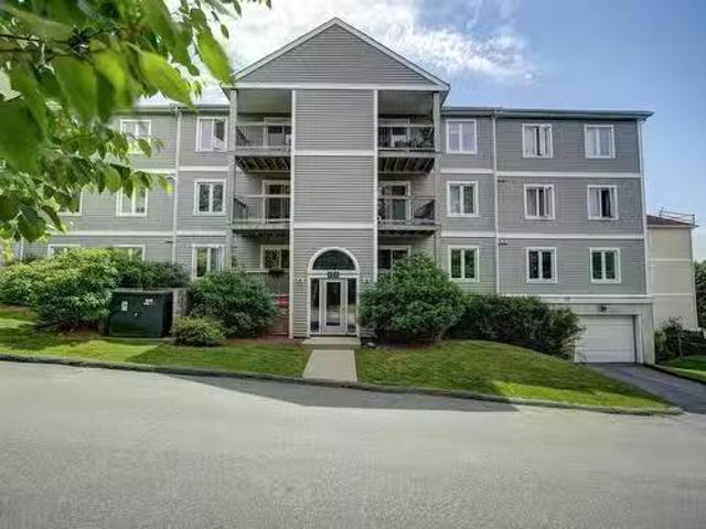 108 120 Rutledge Street, Bedford, NS, B4A 1X6 condo for sale.