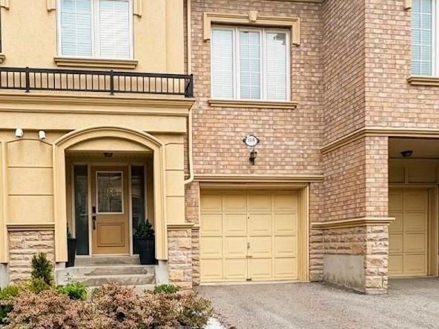 108 1 St Martins Drive, Pickering | For Sale @ $759,000 | Condos. Ca
