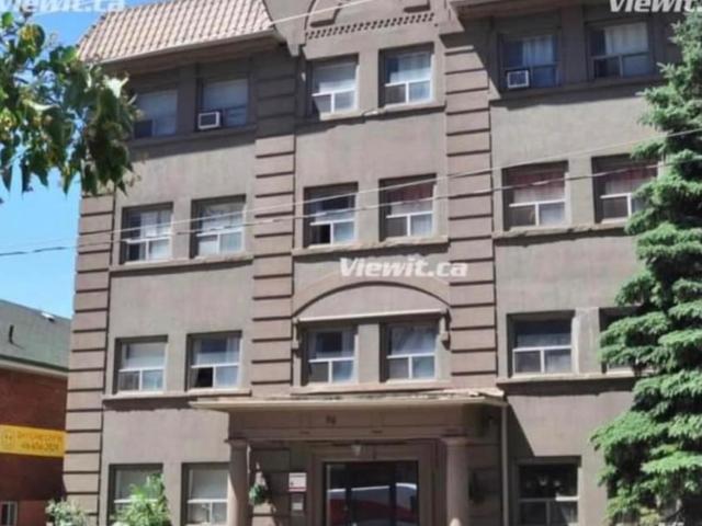 108 98 VAUGHAN Road, York | Terminated, C12781 | Condos. Ca