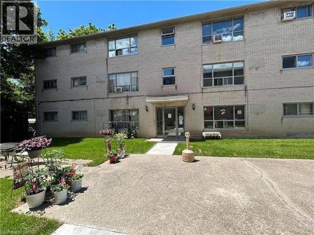 108 Creighton Road Unit# 10, Dundas, ON, L9H 3C1 lease for lease | Listing ID 40842 | Royal LePage