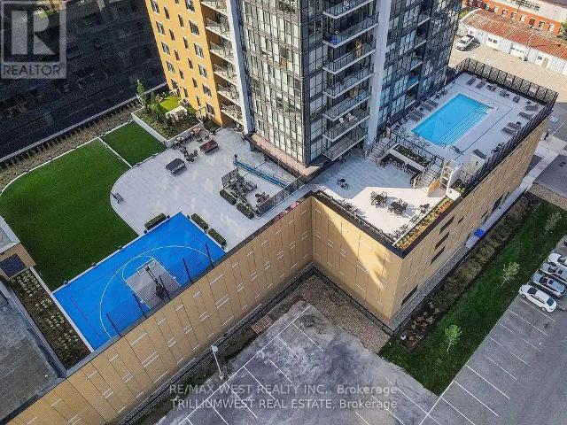 108 GARMENT STREET