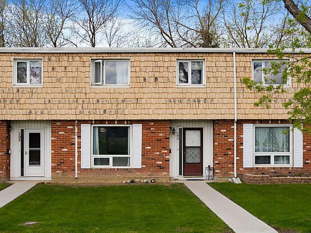 108 Oakview Dr Charming Condo Located In Uplands