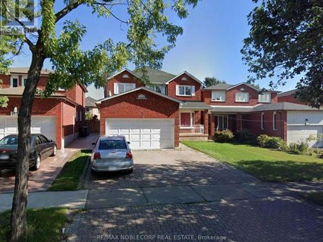 108 Springbrooke Crescent, Mississauga, ON, L5R 2L5 house for sale | Listing ID W13421 | Royal LePage
