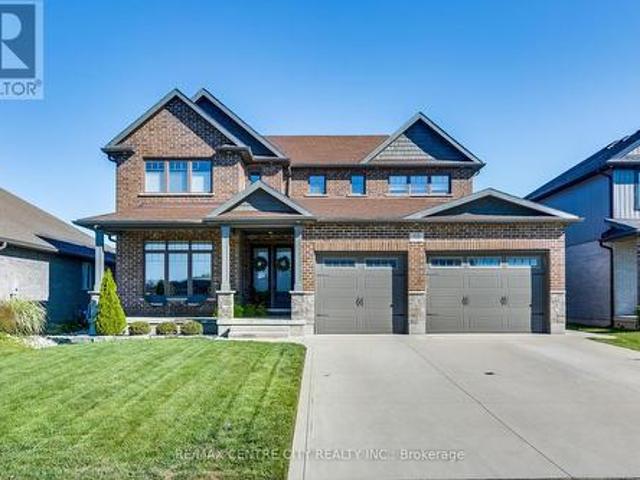 108 Stuart Avenue, Lucan Biddulph Lucan, ON, N0M 2J0 house for sale | Listing ID X13478 | Royal LePage