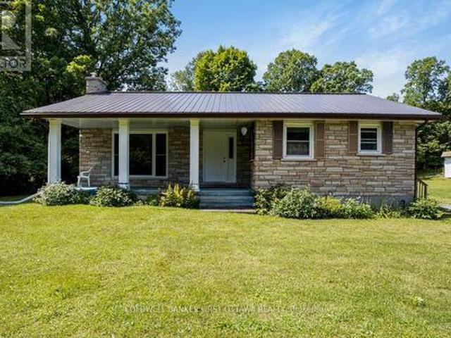 108 Willis Street, Lanark Highlands, ON, K0G 1K0 house for sale | Listing ID X12323 | Royal LePage