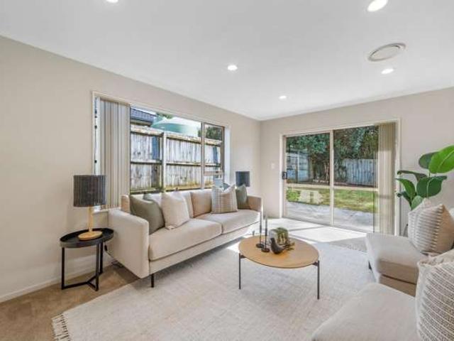 Address withheld, Massey, Waitakere City