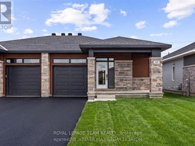 1094 Moore Street, Brockville, ON, K6V 0H2 house for lease | Listing ID X13583 | Royal LePage