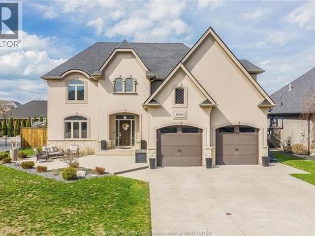 1096 Charlotte Crescent, Lakeshore, ON, N8L 0X8 house for sale | Listing ID 26016 | Royal LePage
