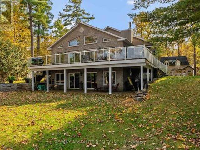 1096 Snye Road, Lanark Highlands, ON, K0A 3L0 house for sale | Listing ID X12170 | Royal LePage