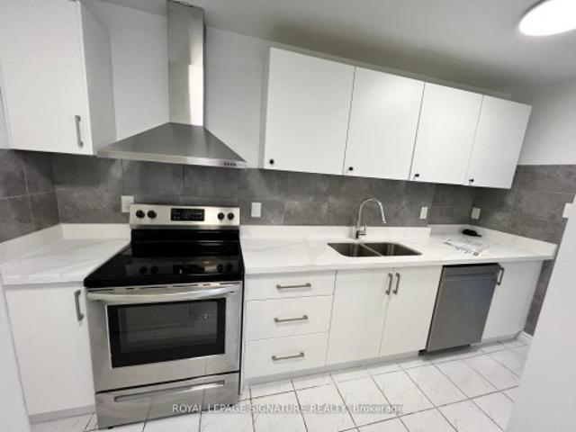 1097 Mornelle Court, Toronto, ON, M1E 4X2 townhouse for lease | Listing ID E13044 | Royal LePage