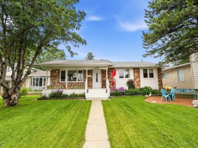 1097 Avenue Nw, Edmonton, AB, T6J 2V3 house for sale | Listing ID E4501 | Royal LePage