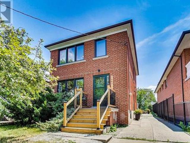 1097 Glengrove Avenue, Toronto, ON, M6B 2K3 house for lease | Listing ID W13228 | Royal LePage