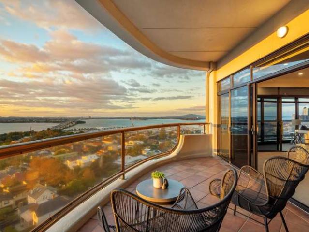 10/97 Jervois Road, Herne Bay, Auckland City