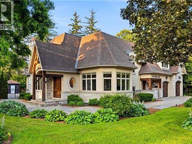 1098 Lakeshore Road W, Oakville, ON, L6L 1E9 house for sale | Listing ID 40842 | Royal LePage