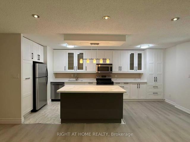 109 3 The credit woodlands Drive, Mississauga | For Sale @ $589,900 | Condos. Ca