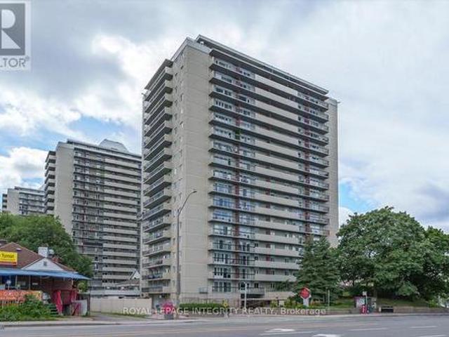 109 158A Mcarthur Avenue, Ottawa, ON, K1L 7E7 condo for sale | Listing ID X12275 | Royal LePage
