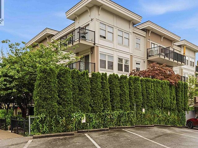 109 22290 North Avenue Maple Ridge, British Columbia
