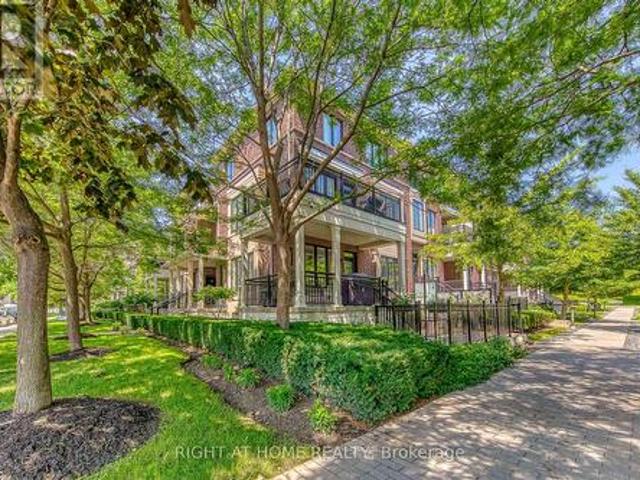 109 40 Carnation Avenue, Toronto, ON, M8V 0B8 townhouse for lease | Listing ID W13594 | Royal LePage