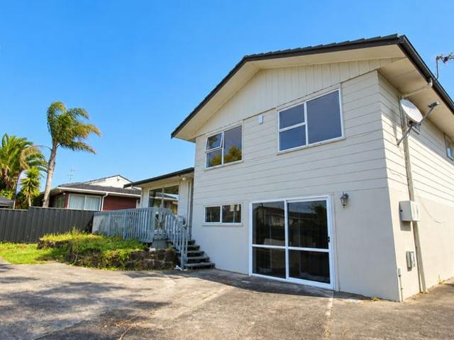 109 Cascades Road, Pakuranga Heights, Manukau City