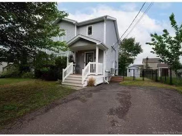 109 Gagnon Dr, Moncton, NB, E1A 0B8 house for sale Listing.