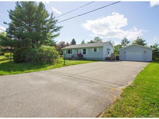 109 Mapleton Cres, Hampton, NB, E5N 5E7 house for sale | Listing ID NB140457 | Royal LePage