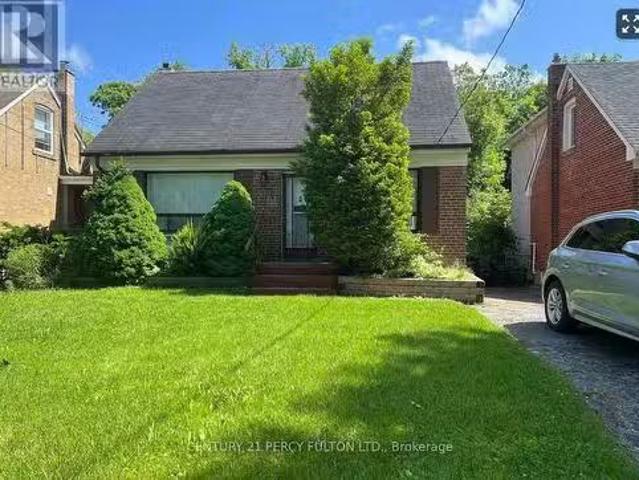 109 Norton Avenue, Toronto, ON, M2N 4A4 house for lease Lis.