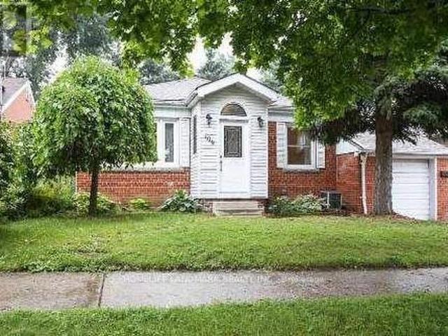 109 Poyntz Avenue N, Toronto, ON, M2N 1J3 house for lease | Listing ID C13465 | Royal LePage