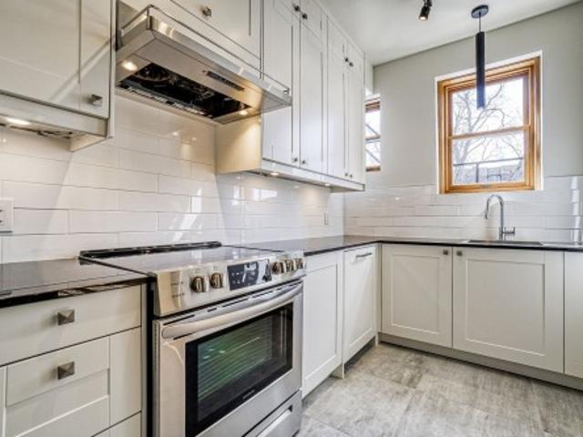 10 4970 Ch. De La Côte Des Neiges, Montréal Côte Des Neiges/Notre Dame De Grâce, QC, H3V 1A4 condo for sale | Listing ID 13139 | Royal LePage