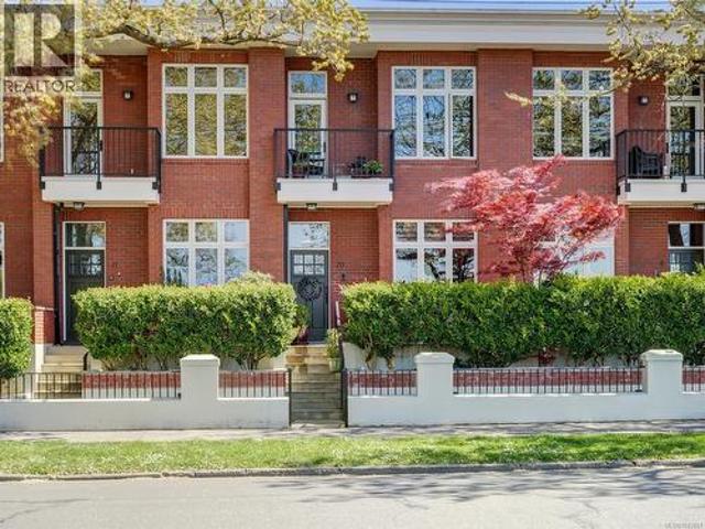 10 50 Dallas Rd, Victoria, BC, V8V 1A2 house for sale | Listing ID 1043 | Royal LePage