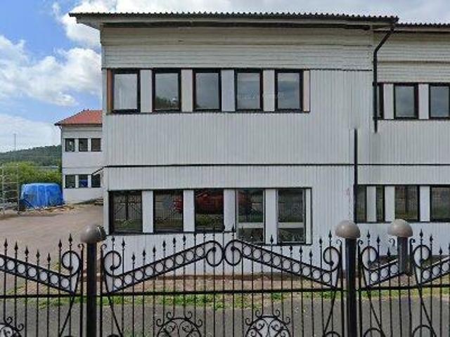 10 50 m2 lager, produktion uthyres i Ale