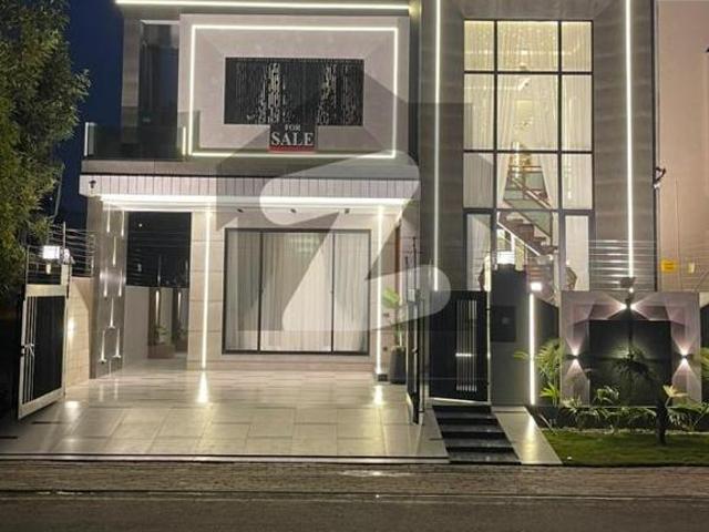 10.55 Marla Architect Designer house for sale hot location bahria Town Janiper Block