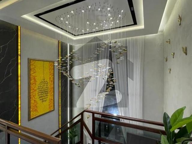 10.77 Marla Architect Designer house for sale hot location Bahria Town Jasmine Block