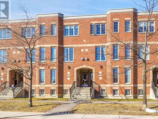 10 811 Longfields Drive, Ottawa, ON, K2J 5N2 townhouse for sale | Listing ID X12237 | Royal LePage