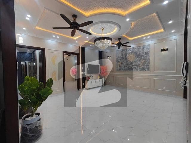 10.88 Modern House For Sale In Ghaznavi Block Bahria Town Lahore