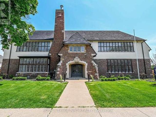 10 99 South Drive, St. Catharines Old Glenridge, ON, L2R 0C5 condo for sale | Listing ID X12085 | Royal LePage