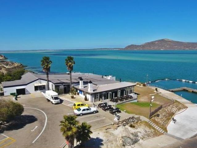 10.9 ha Land available in Oliphantskop