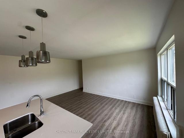 10 9 Wingreen Court