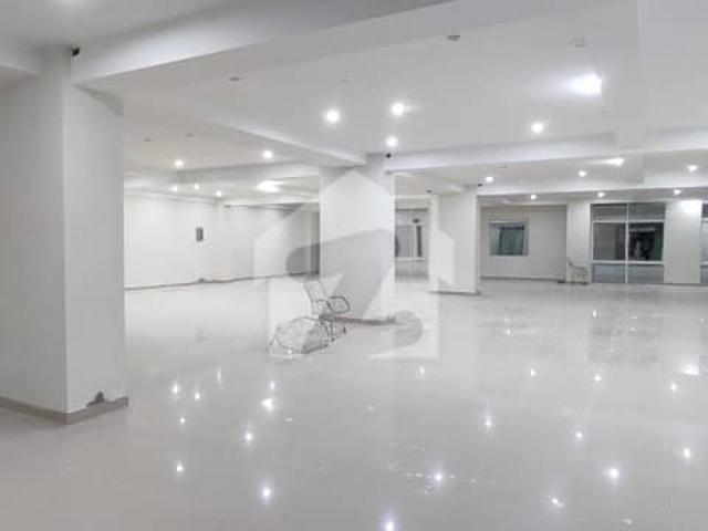 10,000 Square Feet New Office Floor With Lift, Parking Available For Rent