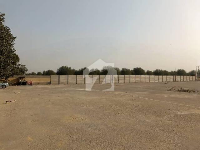 10,000 Square Yards Commercial Plot For Sale Old Sabzi Mandi, Karachi