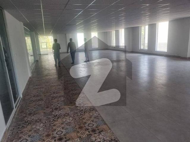 50 Marla Independent Commercial Building Available For Rent| Total 20,000 Sqft Covered Area with Wide Parking Area at Main Sargodha Road Faisalabad