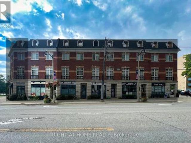 10 120 Bronte Road, Oakville, ON, L6L 3C1 commercial for sale | Listing ID W13476 | Royal LePage