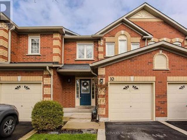 10 2022 Atkinson Drive, Burlington, ON, L7M 4H6 townhouse for sale | Listing ID W12296 | Royal LePage