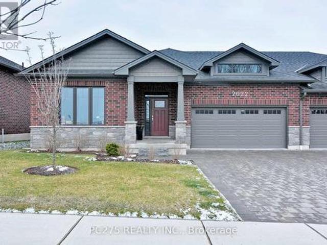 10 2022 Upperpoint Boulevard, London South B, ON, N6K 4M9 townhouse for sale | Listing ID X12038 | Royal LePage