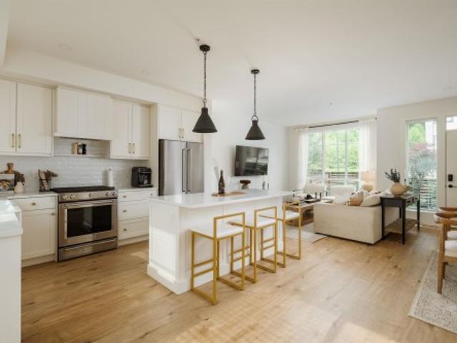10 23183 Avenue, Maple Ridge, BC, V4R 0H9 townhouse for sale | Listing ID R3019 | Royal LePage