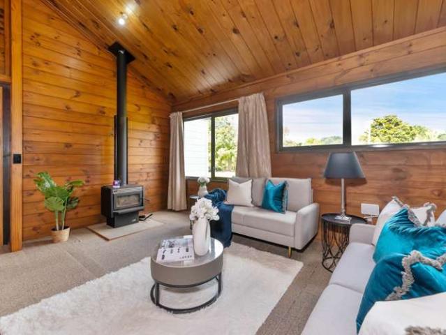 10 Taha Road, Waimauku, Rodney