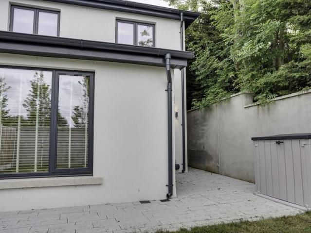 10 The Nurseries, Taney Road, Dundrum, Dublin 14