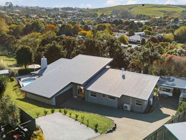 10 The Rise, Waimauku, Rodney
