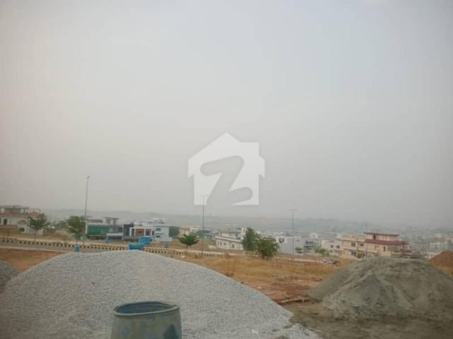 10 Top Heighted Solid And Level It Very Near To Masjid Park Commercial