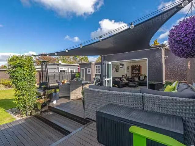 10 Trent Avenue, Hokowhitu, Palmerston North City For Sale